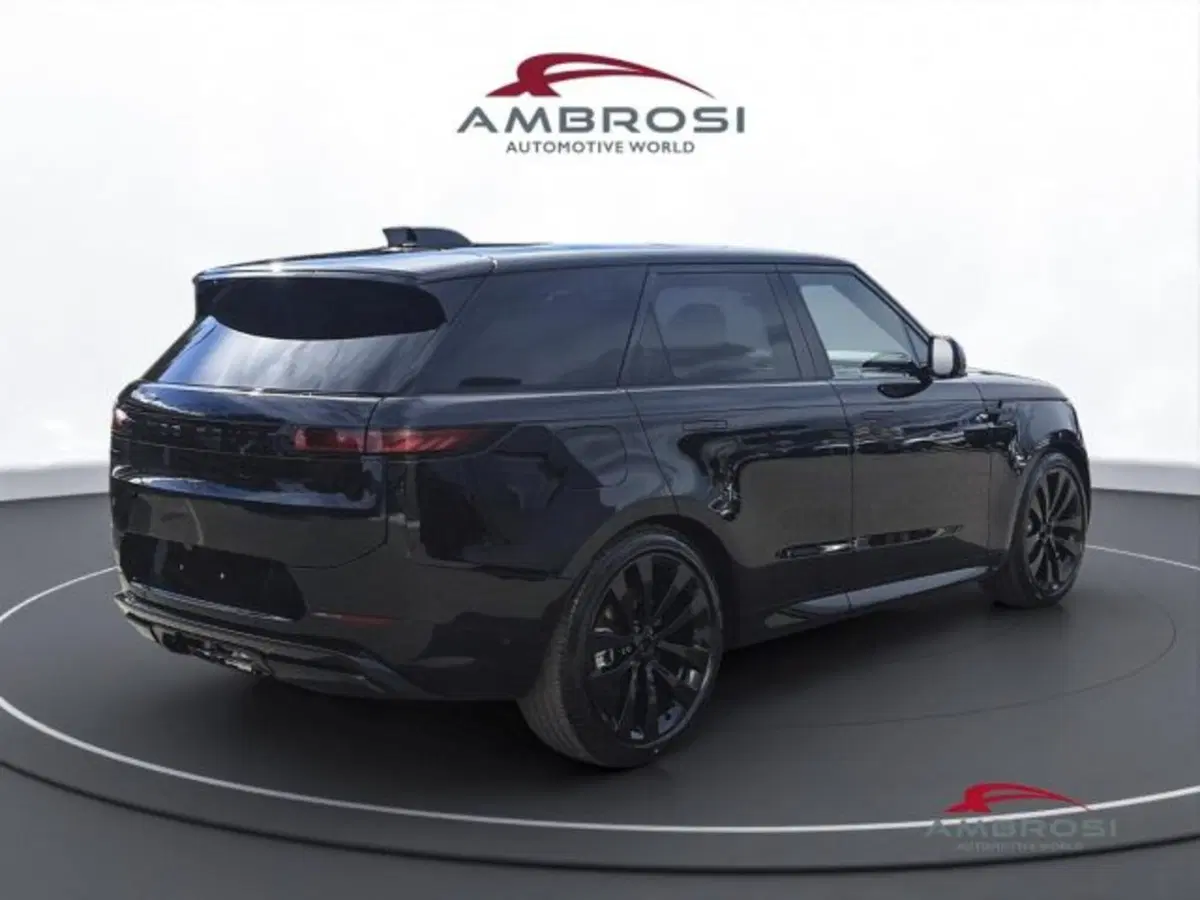 Land Rover Range Rover Sport nuova a Perugia (3)