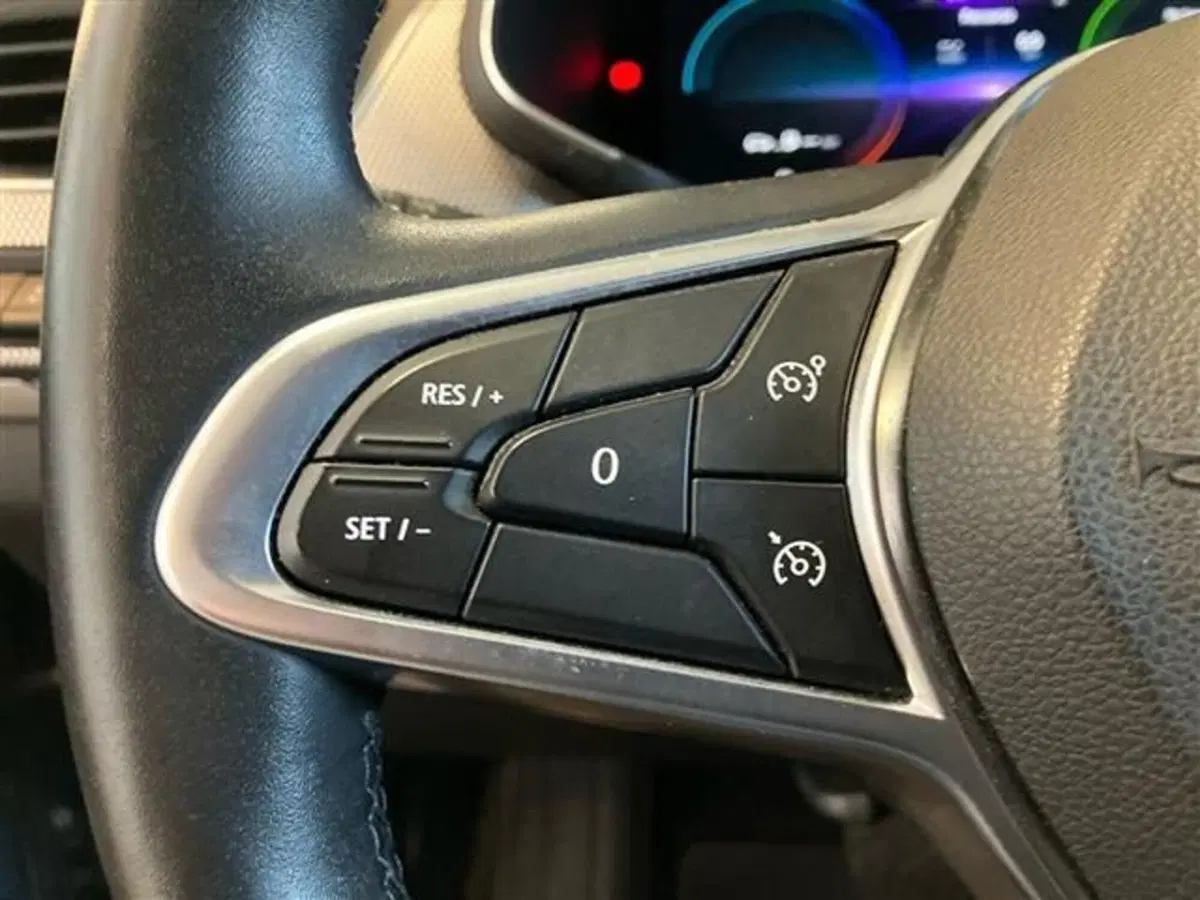 Renault Arkana usata a Como (18)