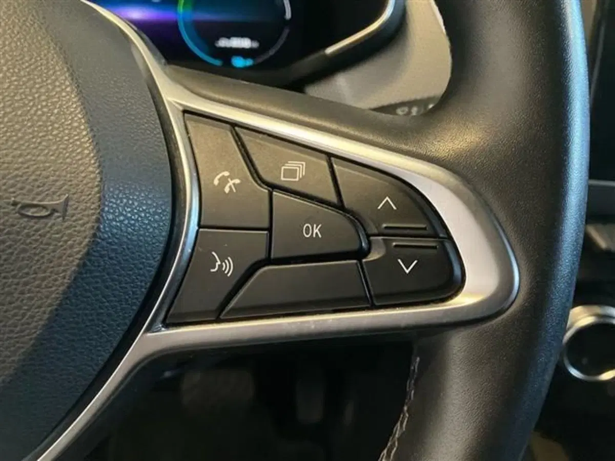 Renault Arkana usata a Como (19)