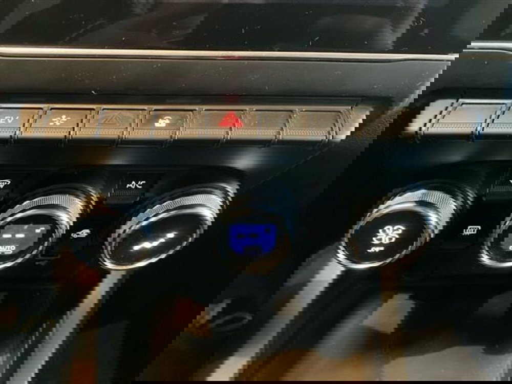 Renault Arkana usata a Como (19)