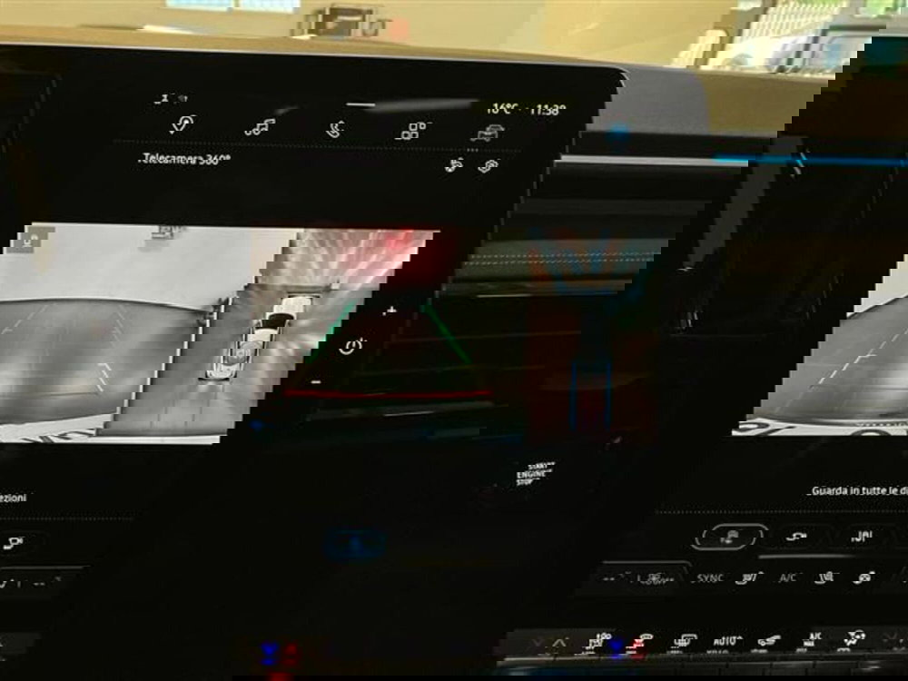 Renault Espace usata a Como (17)