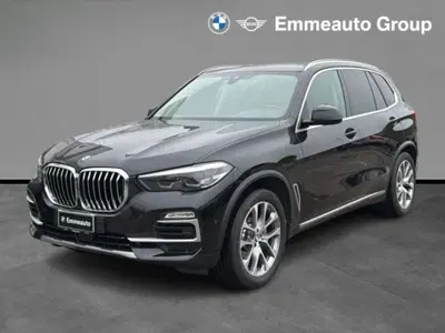 BMW X5 xDrive30d xLine del 2019 usata a Lecce