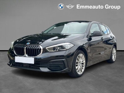 BMW Serie 1 116d 2.0 116CV cat 5 porte Attiva DPF del 2020 usata a Lecce