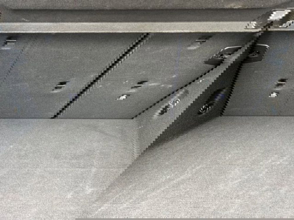 BMW Serie 1 usata a Lecce (16)