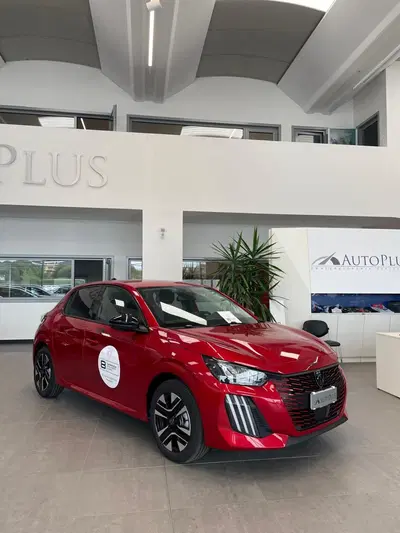 Peugeot 208 PureTech 100 Stop&amp;Start 5 porte Allure nuova a Olbia