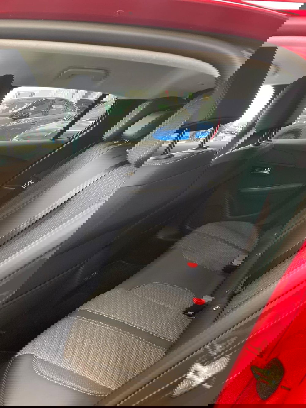 Peugeot 208 nuova a Sassari (10)