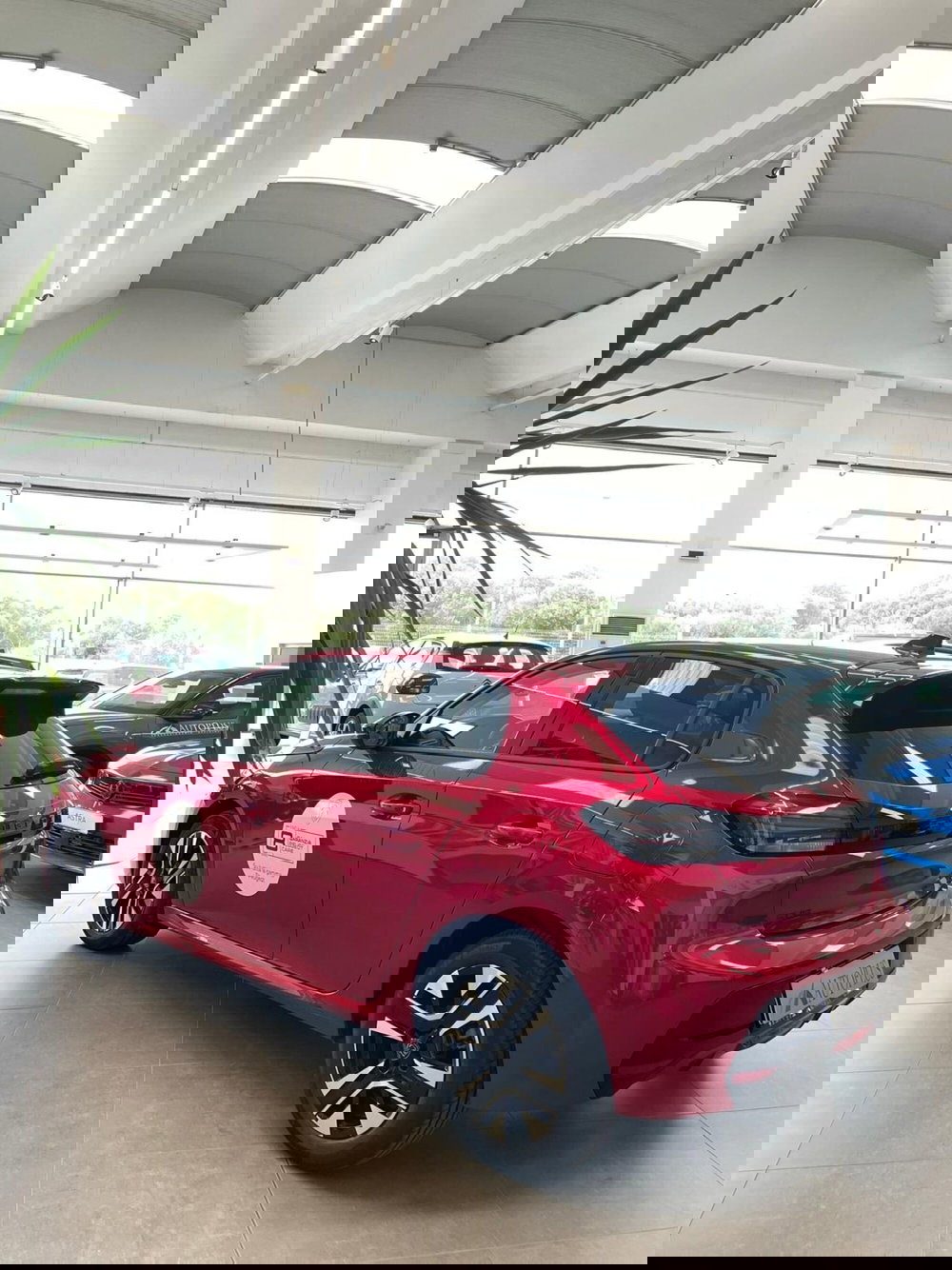 Peugeot 208 nuova a Sassari (3)