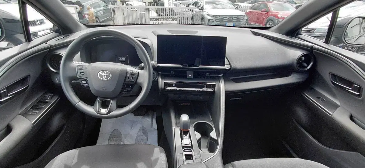 Toyota Toyota C-HR usata a Cosenza (11)