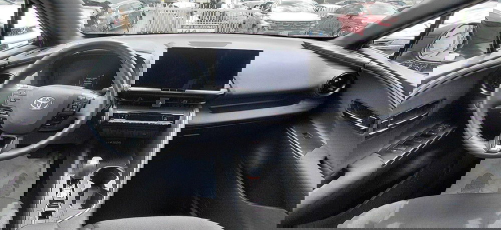 Toyota Toyota C-HR usata a Cosenza (11)