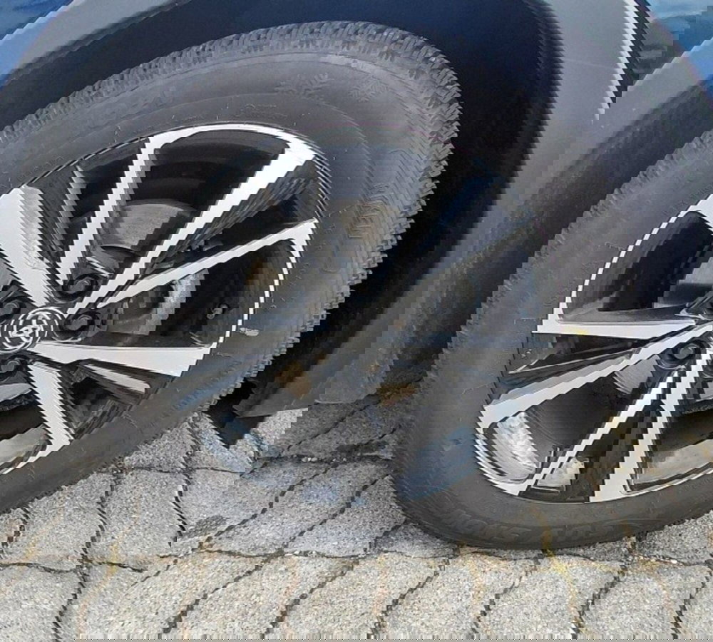 Toyota Toyota C-HR usata a Cosenza (14)