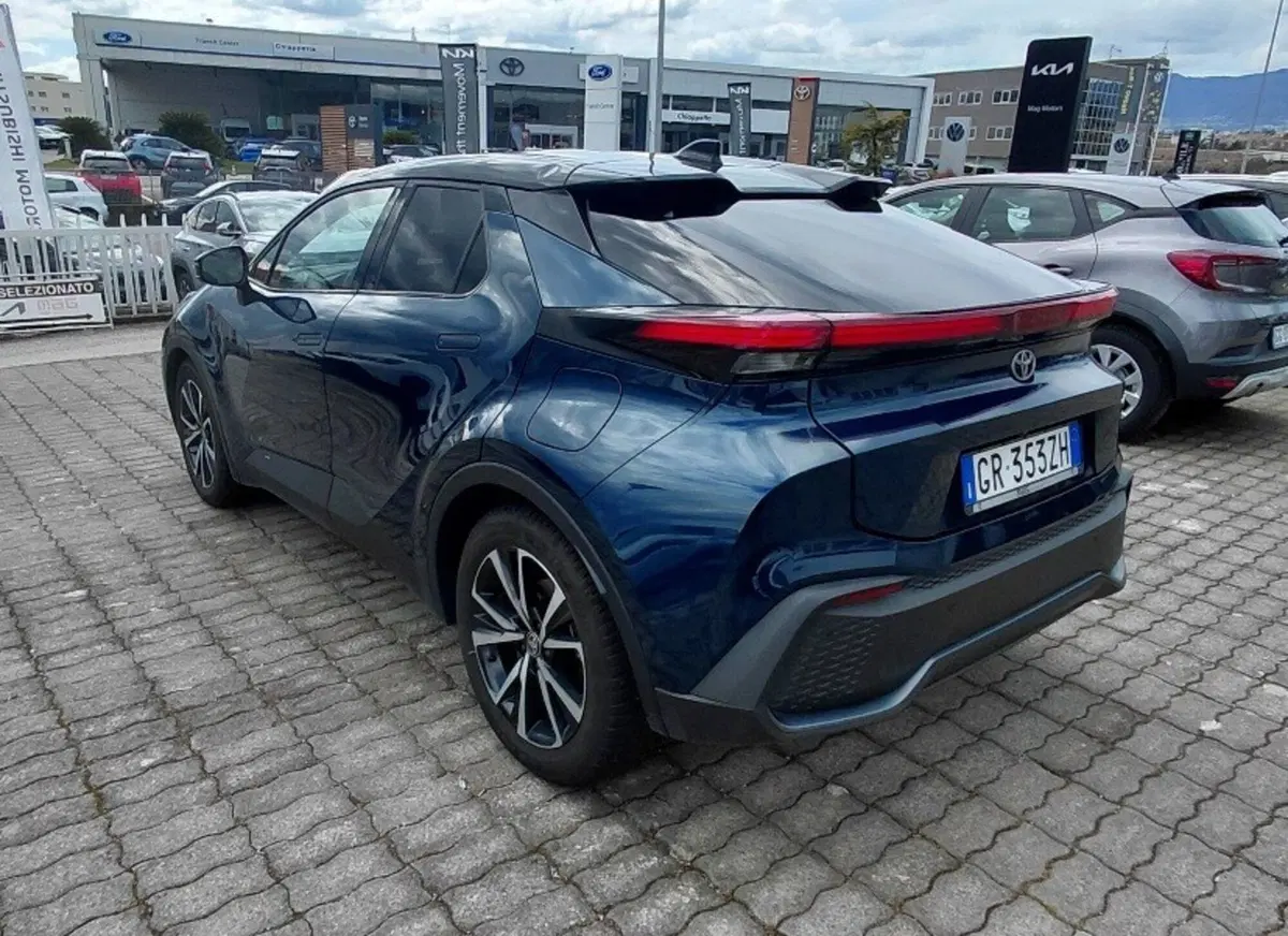 Toyota Toyota C-HR usata a Cosenza (7)