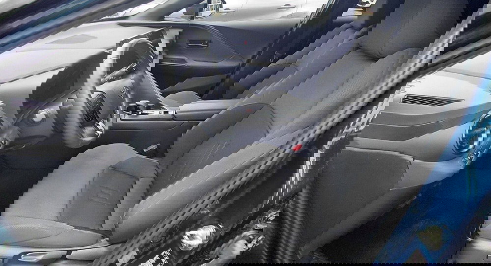 Toyota Toyota C-HR usata a Cosenza (9)