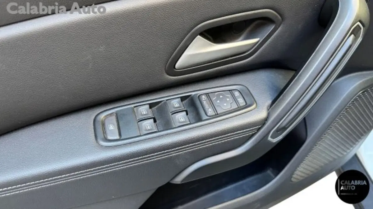 Dacia Duster usata a Reggio Calabria (19)