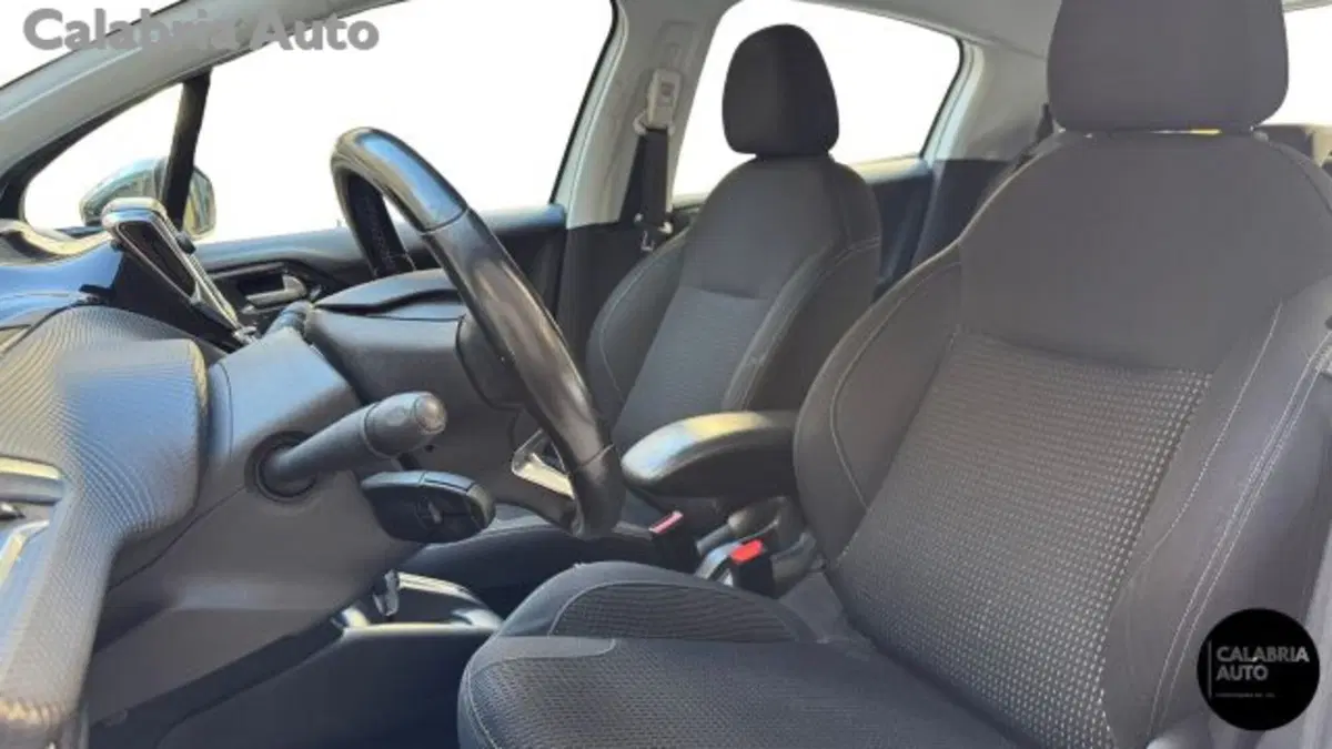 Peugeot 208 usata a Reggio Calabria (10)