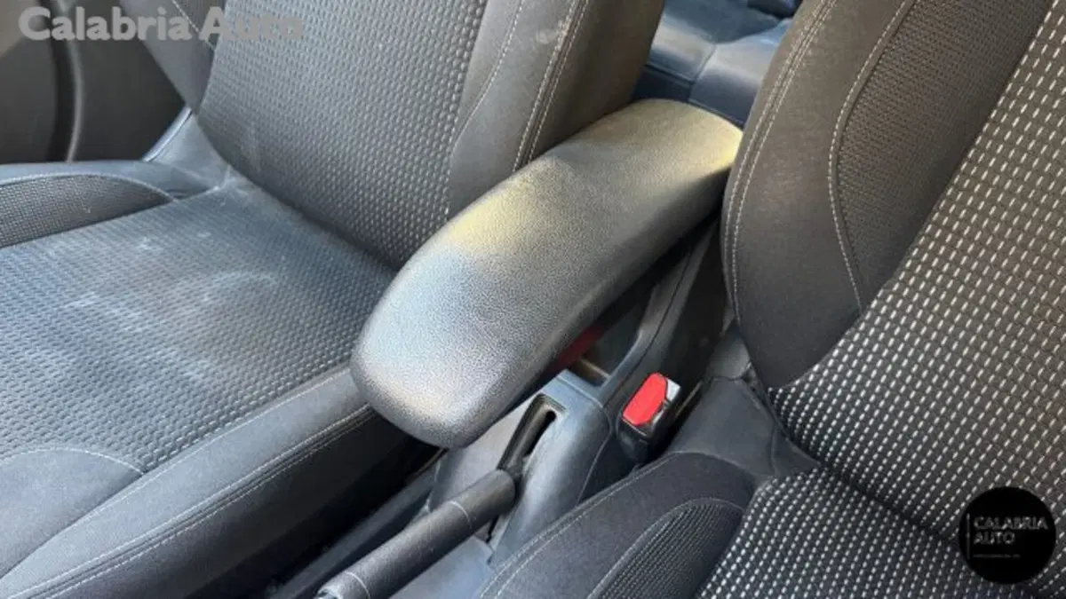 Peugeot 208 usata a Reggio Calabria (19)
