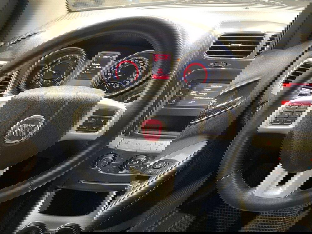 Fiat Freemont usata a Sondrio (14)