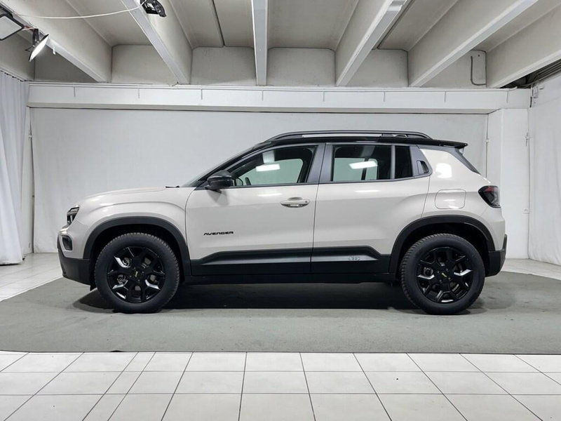 Jeep Avenger nuova a Sondrio (2)