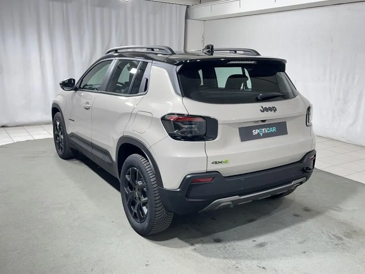 Jeep Avenger nuova a Sondrio (3)