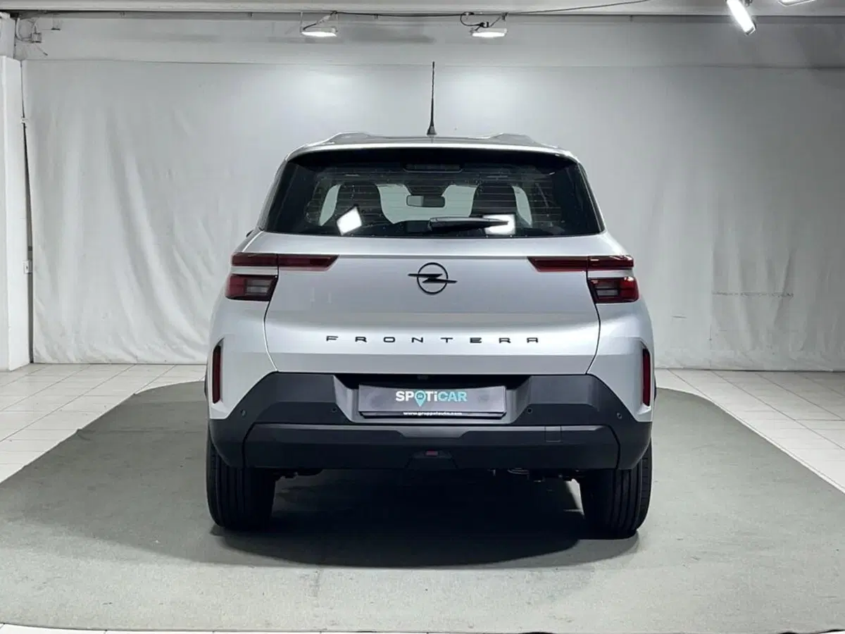 Opel Frontera nuova a Sondrio (4)