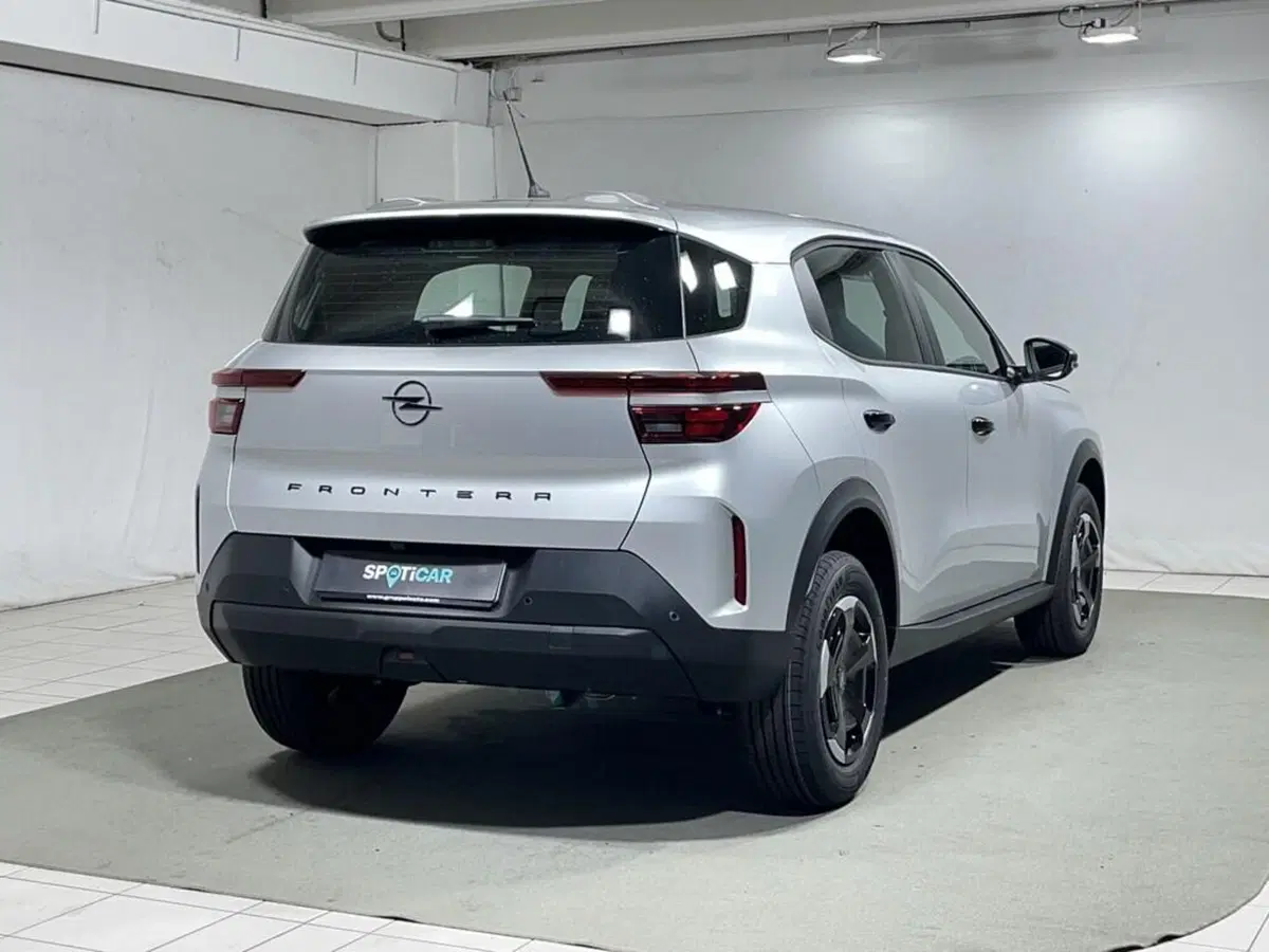 Opel Frontera nuova a Sondrio (5)