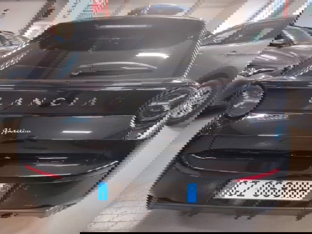 Lancia Ypsilon usata a Forlì-Cesena (6)