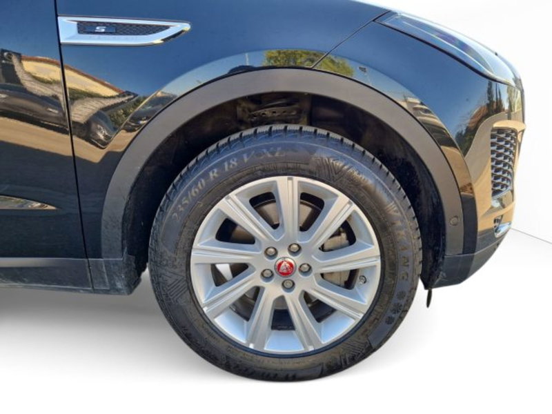 Jaguar E-Pace usata a Modena (9)