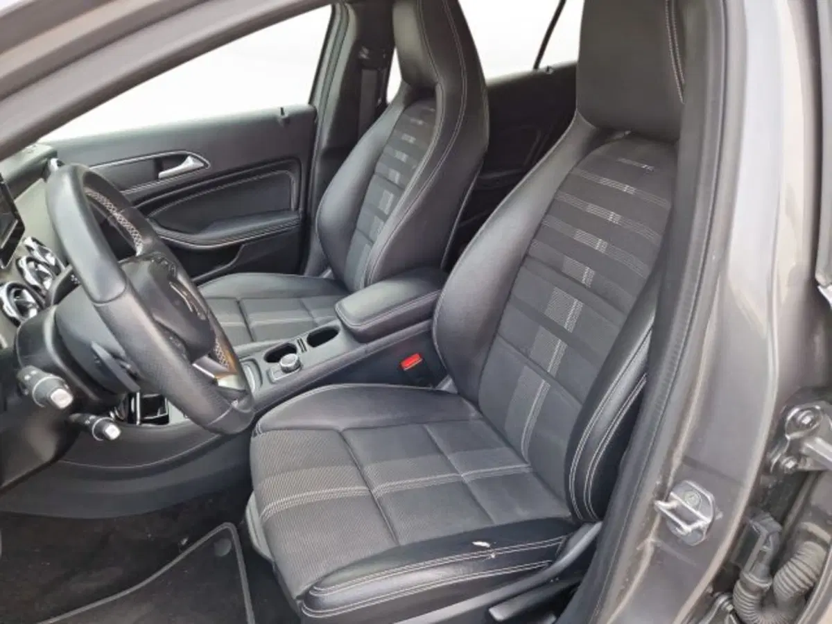 Mercedes-Benz GLA SUV usata a Modena (13)