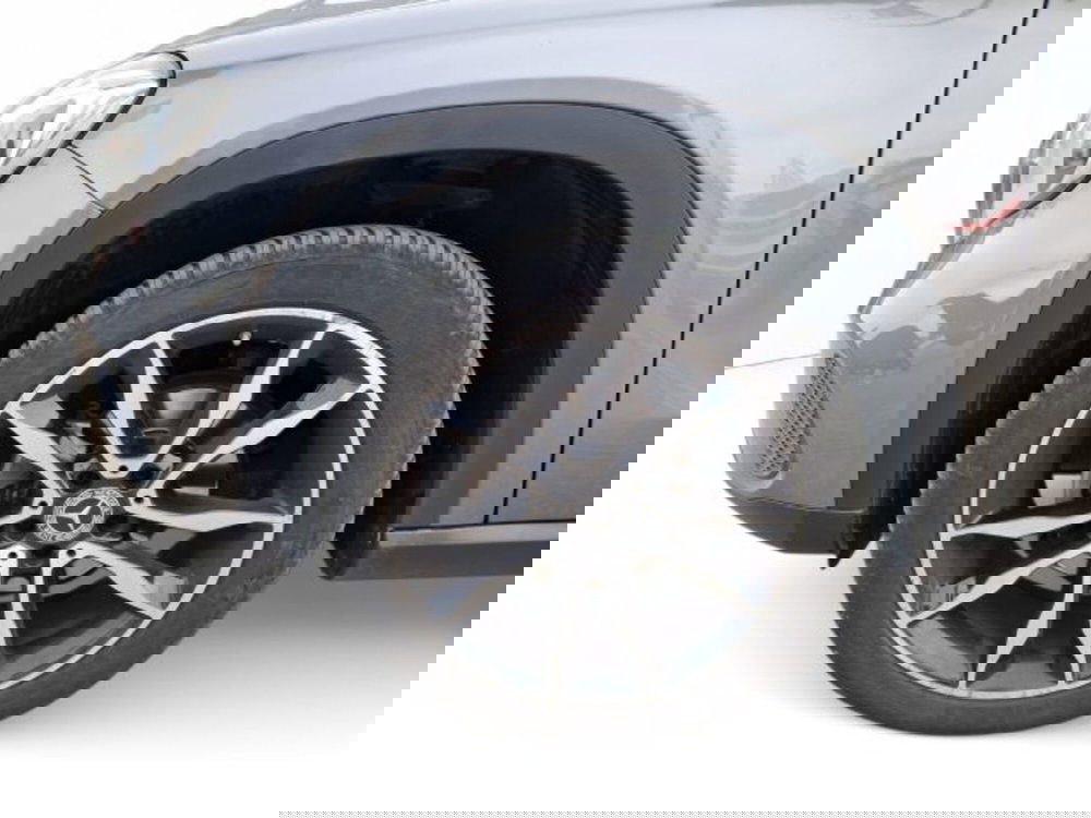 Mercedes-Benz GLA SUV usata a Modena (17)