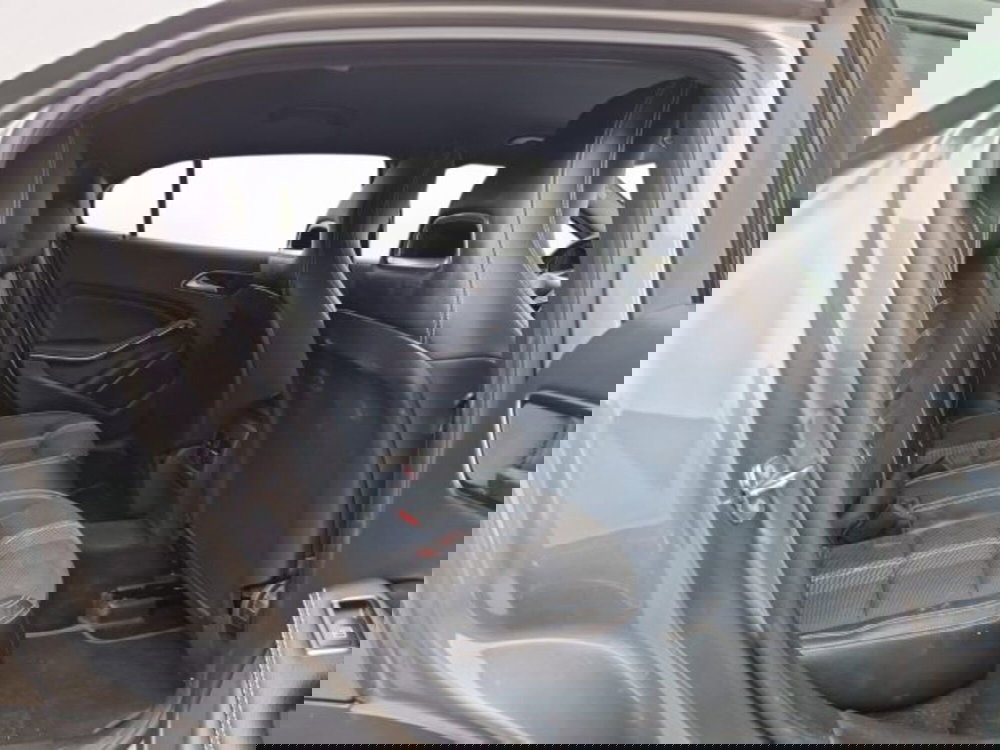 Mercedes-Benz GLA SUV usata a Modena (9)