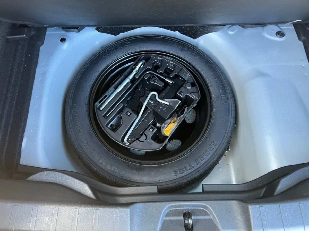Jeep Avenger usata a Verona (13)