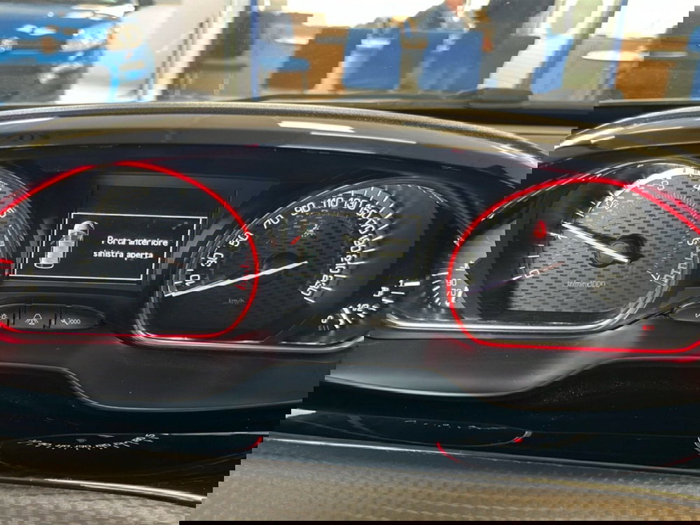 Peugeot 2008 usata a Lecce (16)