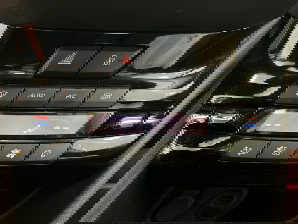 Peugeot 2008 usata a Lecce (18)
