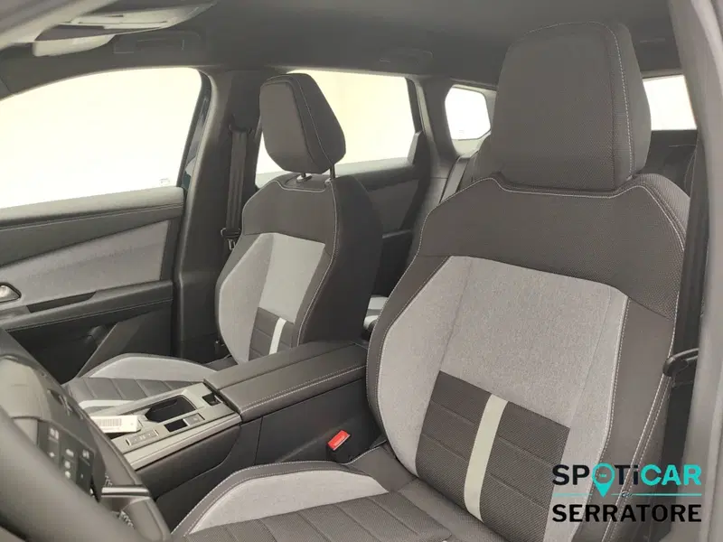 Opel Grandland nuova a Como (11)