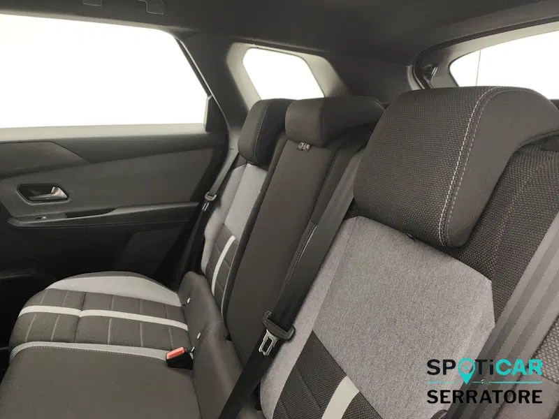 Opel Grandland nuova a Como (12)