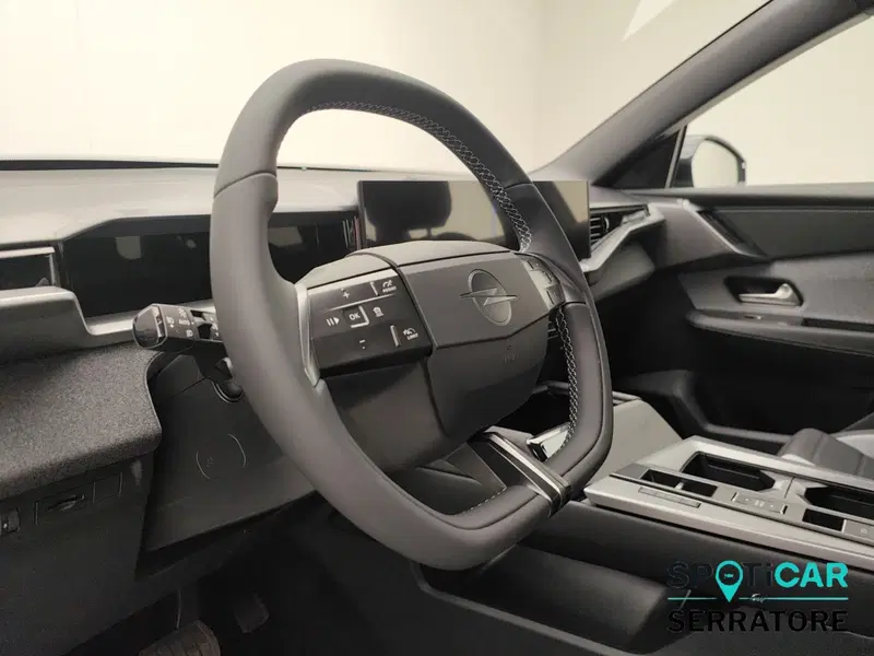 Opel Grandland nuova a Como (8)