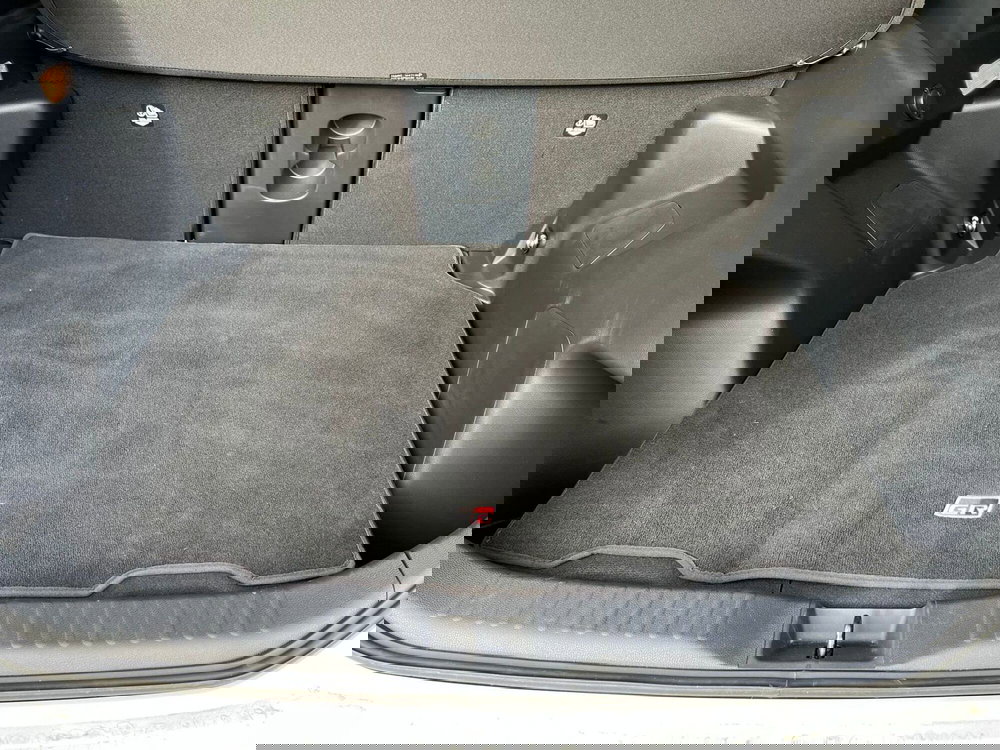 Toyota Yaris Cross usata a Sondrio (15)