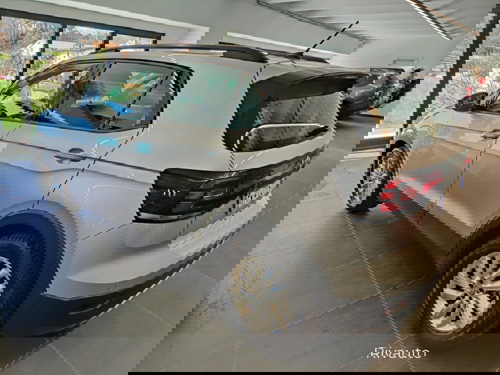 Volkswagen T-Cross usata a Como (11)