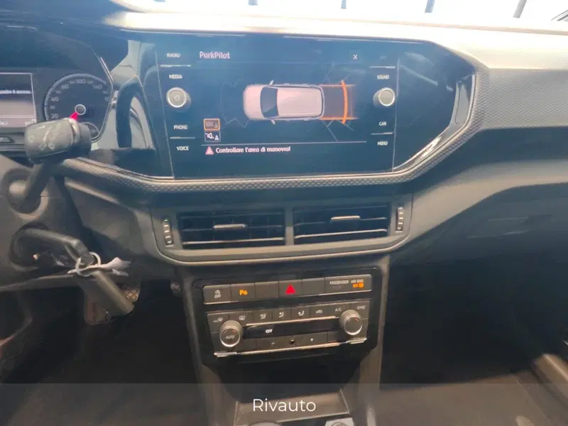 Volkswagen T-Cross usata a Como (9)