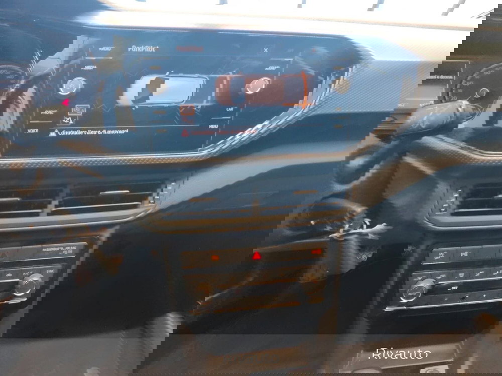 Volkswagen T-Cross usata a Como (9)