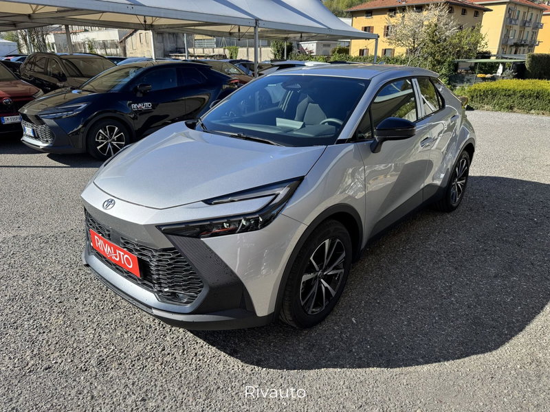 Toyota Toyota C-HR nuova a Como