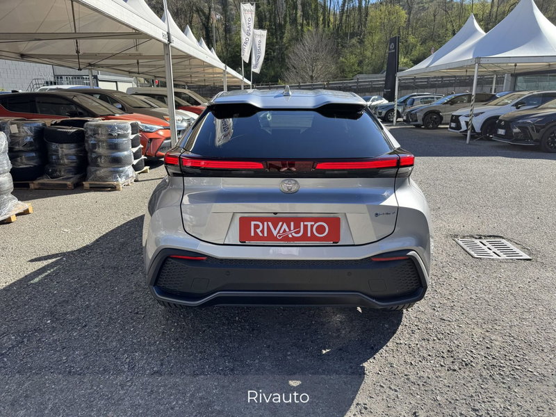 Toyota Toyota C-HR nuova a Como (4)