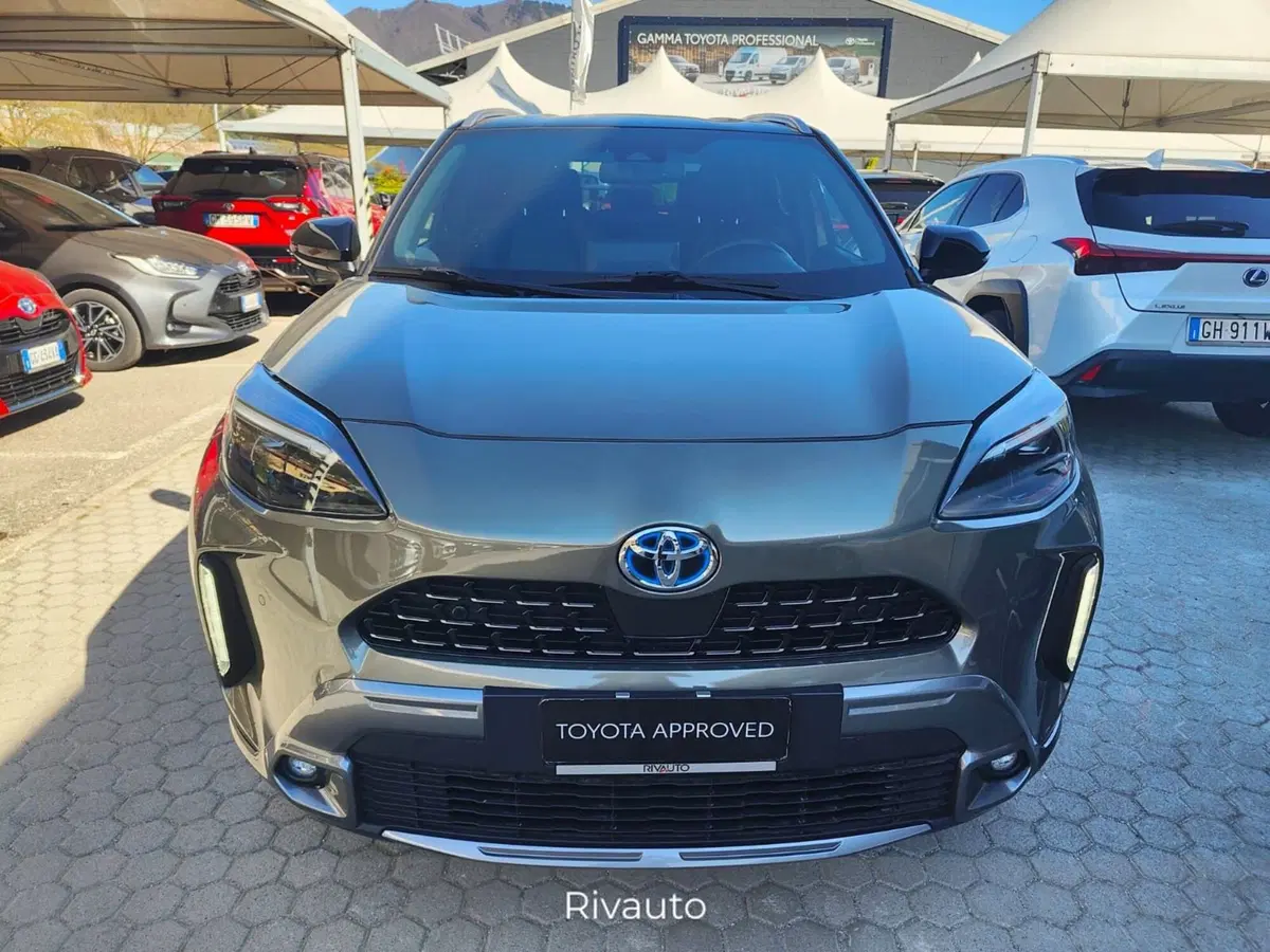 Toyota Yaris Cross usata a Como (5)
