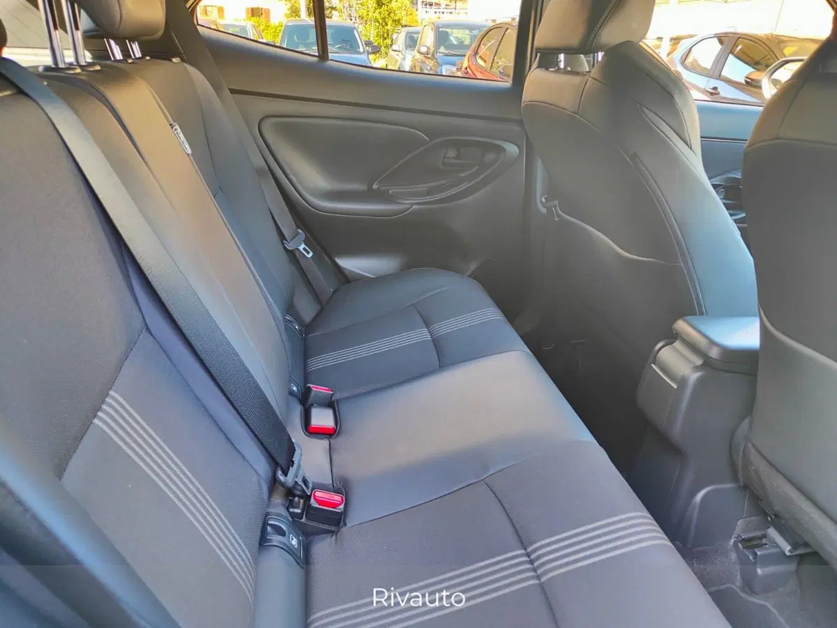Toyota Yaris Cross usata a Como (7)