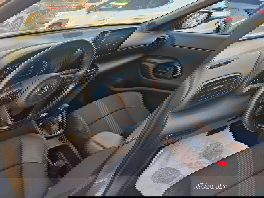 Toyota Yaris Cross usata a Como (8)