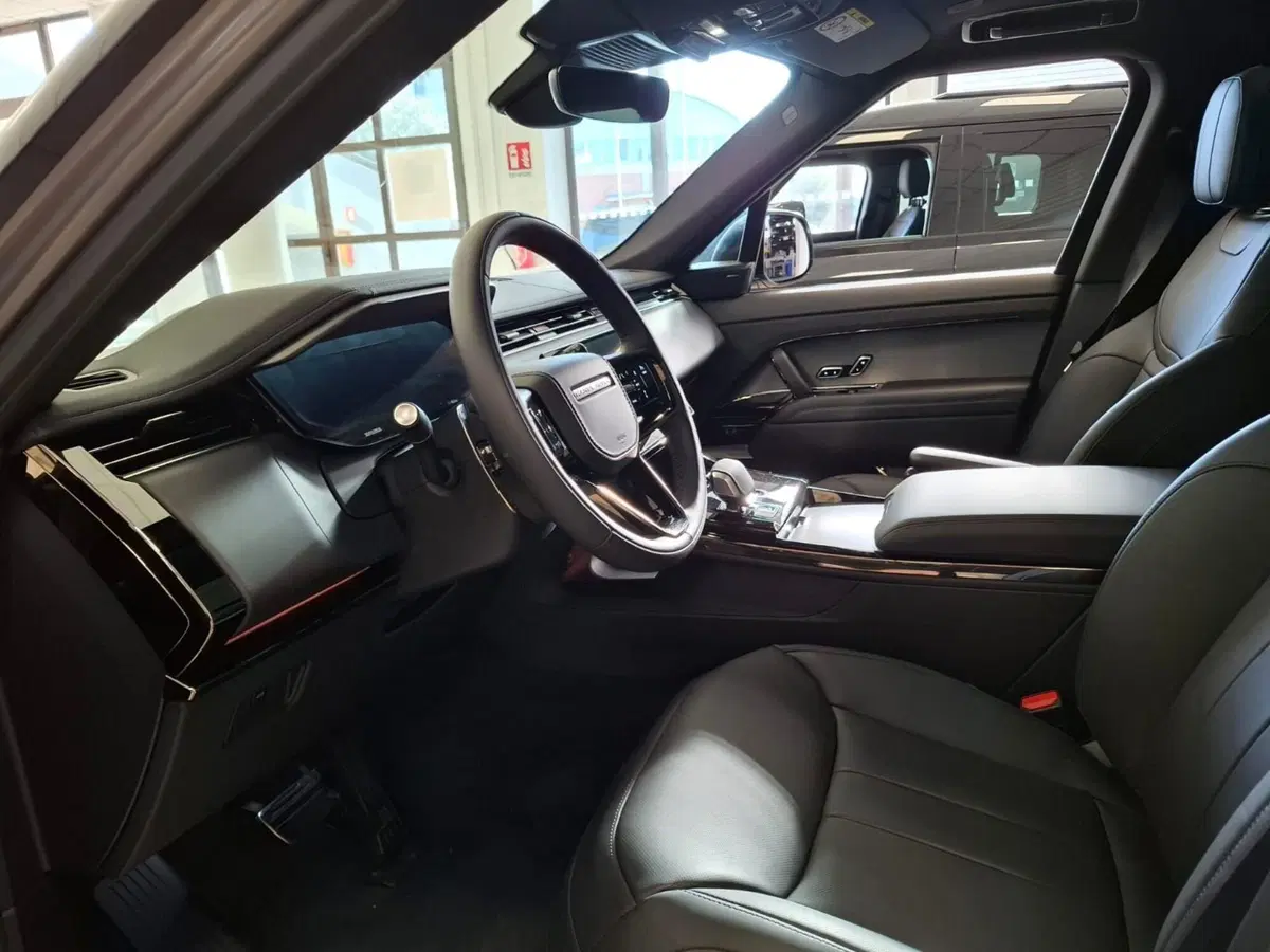 Land Rover Range Rover usata a Milano (11)