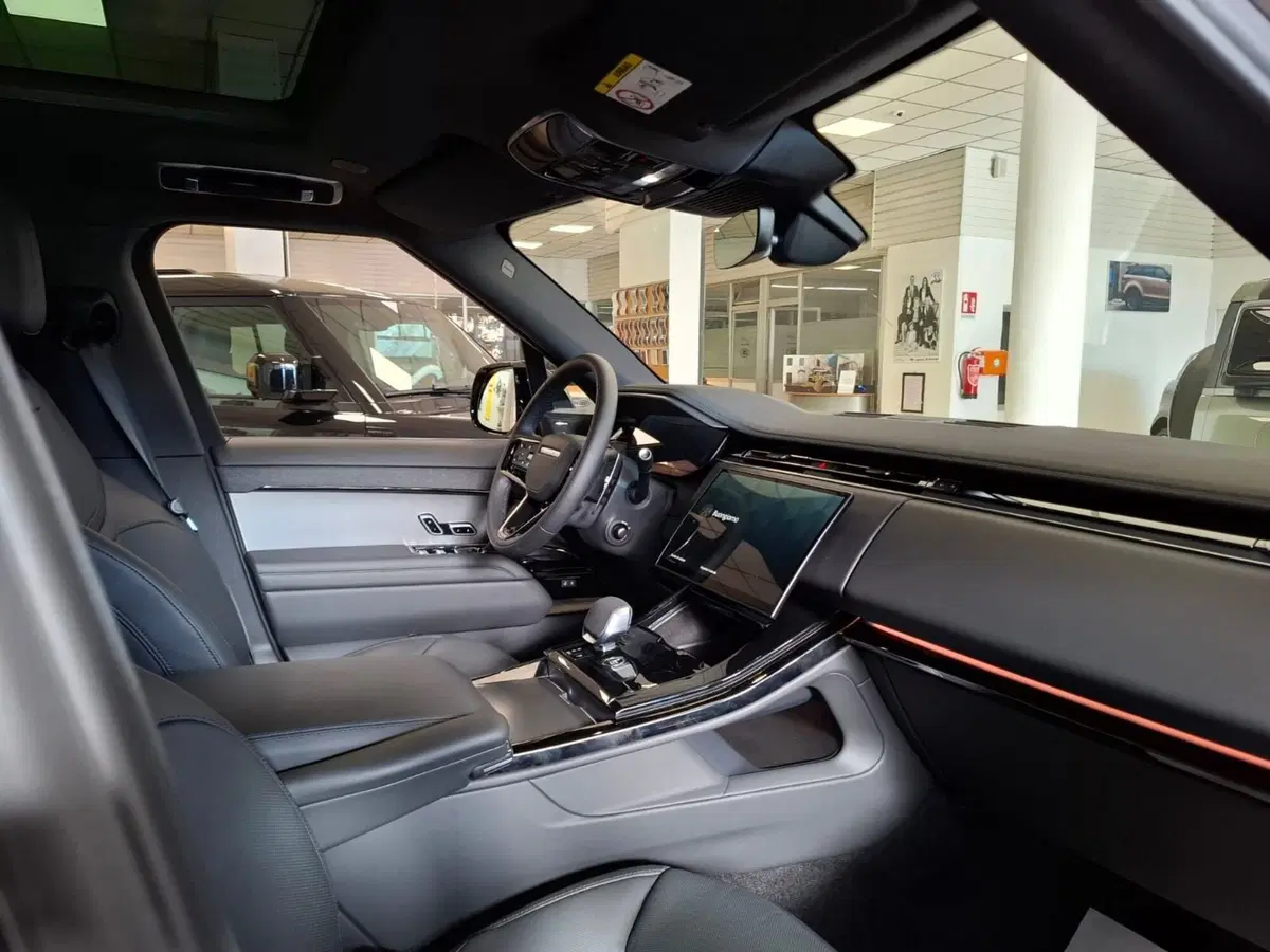 Land Rover Range Rover usata a Milano (13)
