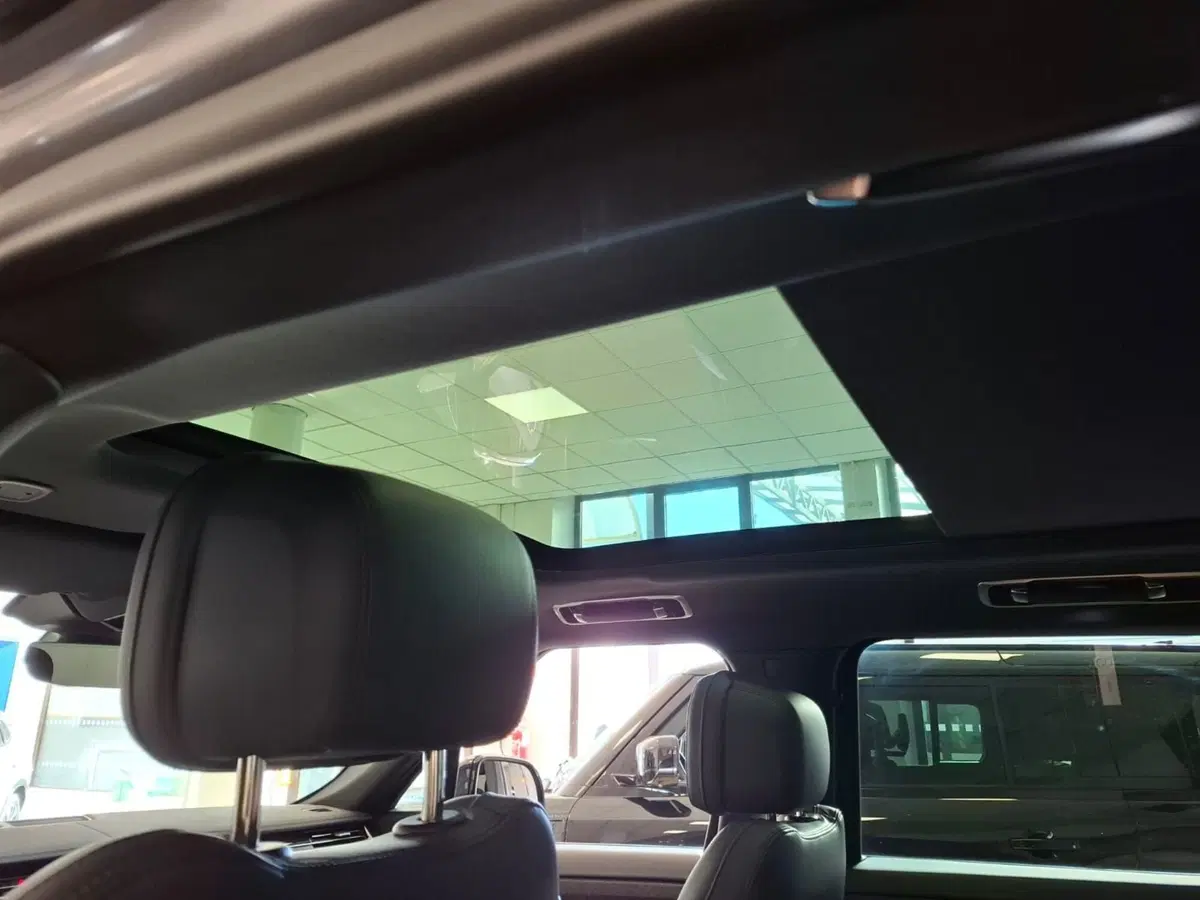 Land Rover Range Rover usata a Milano (16)