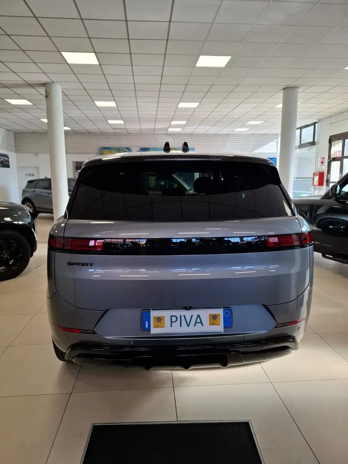 Land Rover Range Rover usata a Milano (6)