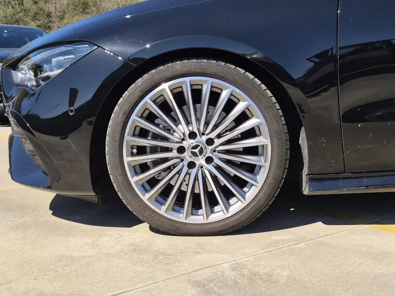 Mercedes-Benz CLA Shooting Brake usata  (13)