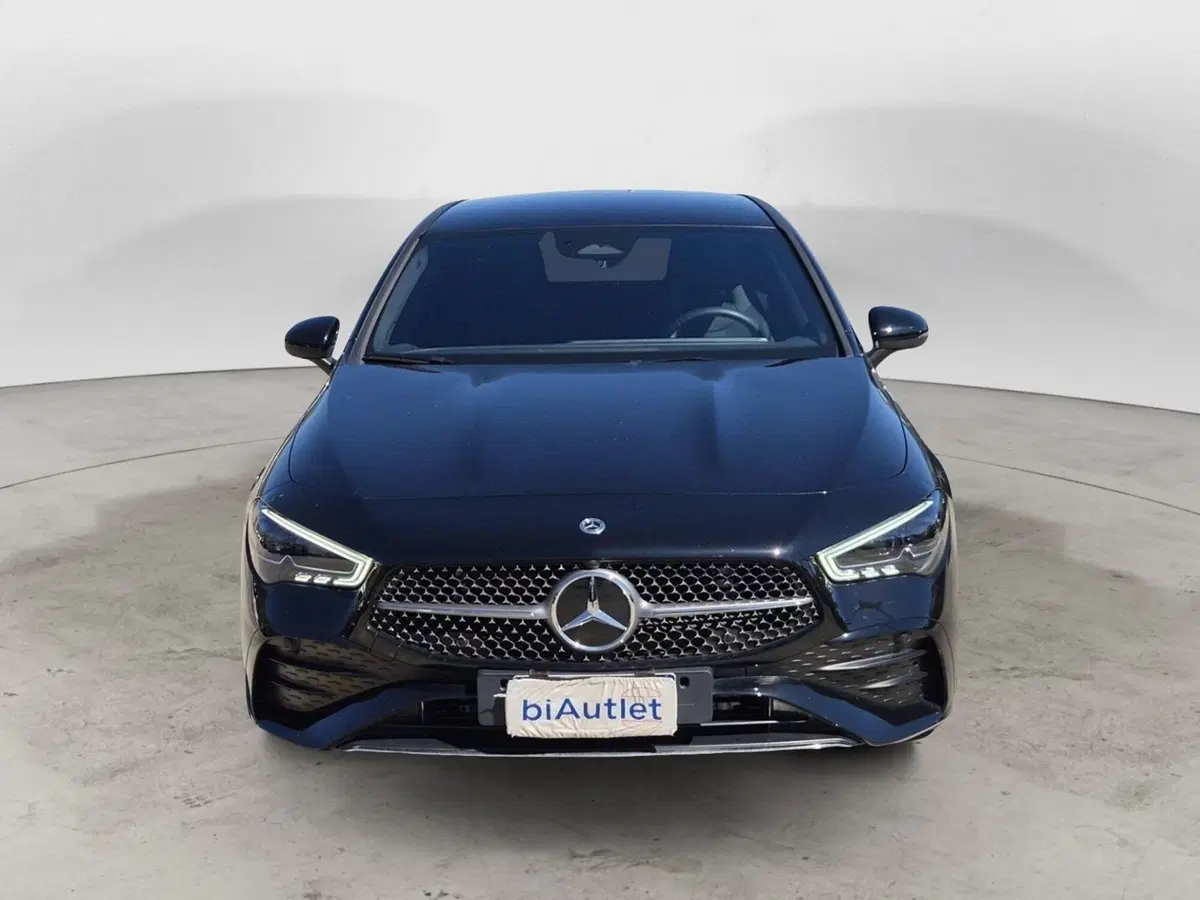 Mercedes-Benz CLA Shooting Brake usata  (2)